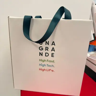 Подарочные коробки белые с нанесением